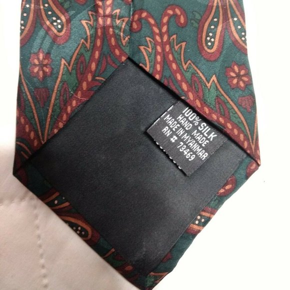 Vintage Disney Mickey Mouse 100% Silk Neck Tie Paisley Red Green Hand Made - Picture 6 of 6